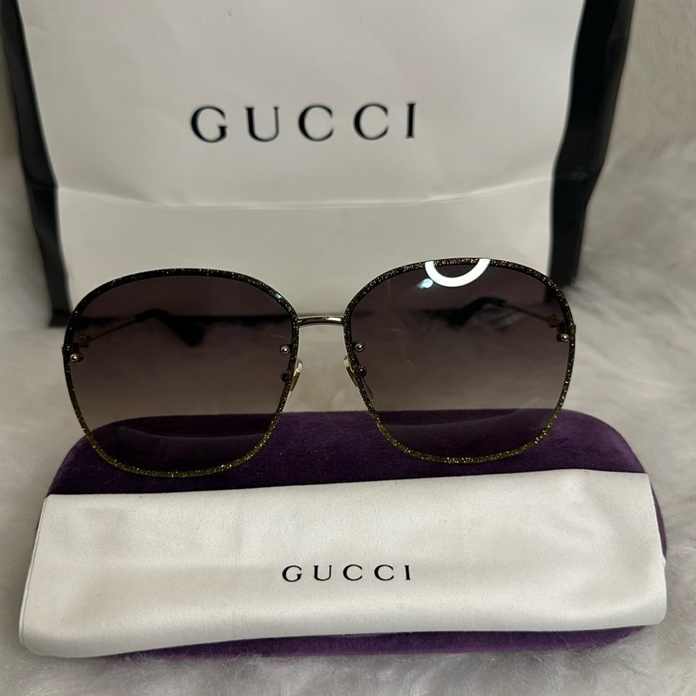 💯Authentic Gucci Sunglasses with Box🍀